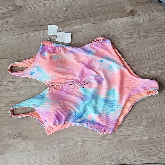 NWT Plus Size 3x Tie Dye One Piece Swimsuit - Picture 1 of 5